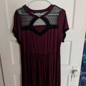 Plus Size Hot Topic Keyhole Lace Dress